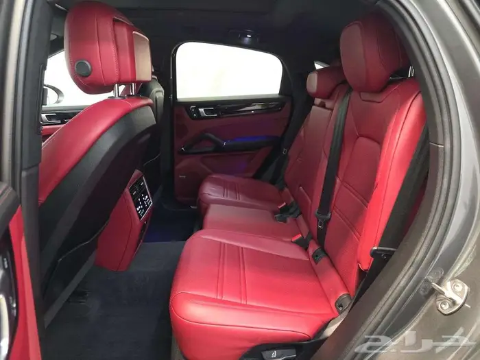 2022 Porsche Cayenne Coupe 12