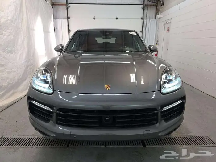 2022 Porsche Cayenne Coupe 2