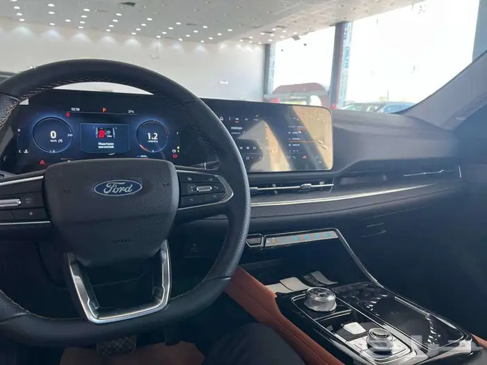 فورد تيرتيتوري تيتانيوم بلس 2026 - متوفر اقساط و كاش 8