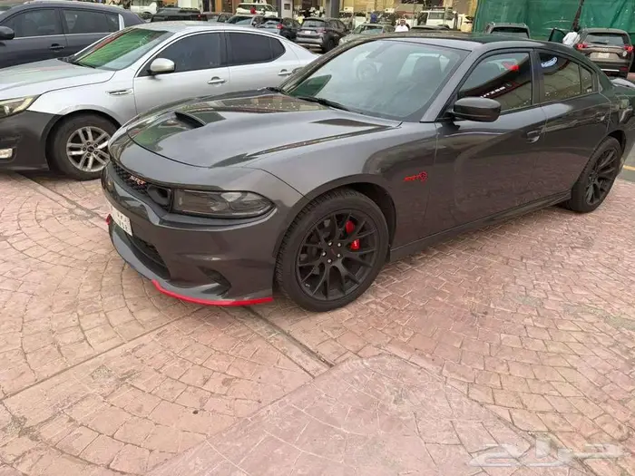 للبيع دودج شارجر جي تي 6 سلندر فل موديل 2022 مع كت SRT 3