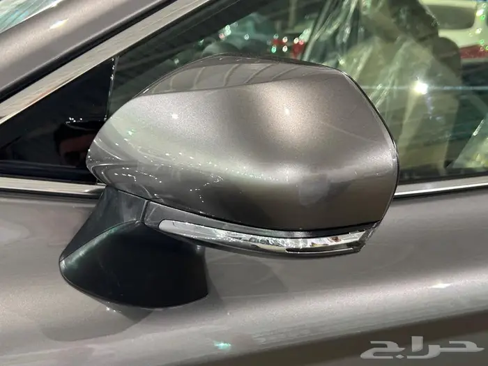 تويوتا كامري LE هايبرد 2025 بالنقد والتقسيط 7