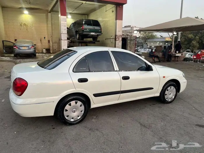 نيسان صني 2009 ياباني كلاسيك 0