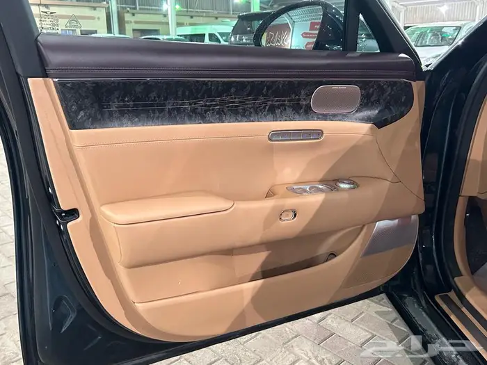 جنسس G90 2023 عداد 24 الف كم على الضمان 26