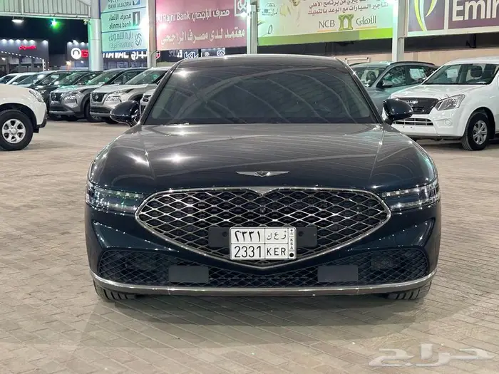 جنسس G90 2023 عداد 24 الف كم على الضمان 6