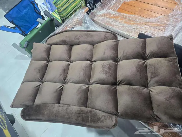 كرسي ارضي مخمل 3