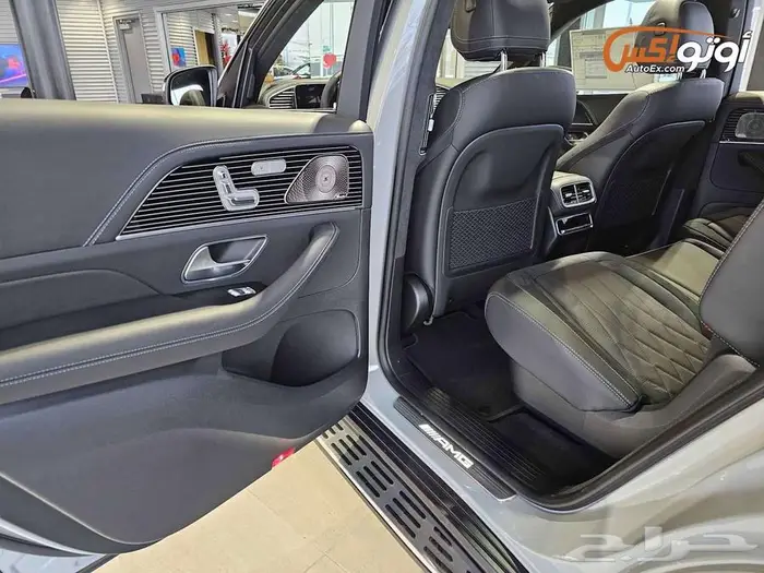 2025 مرسيدس GLS 63 AMG 7