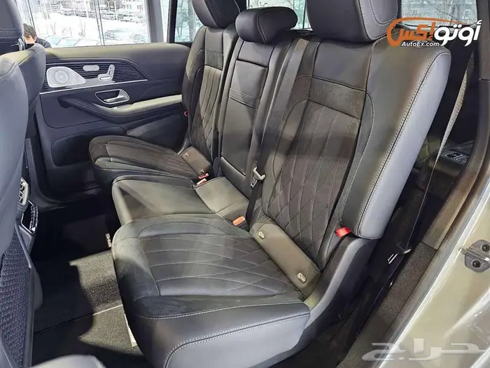 2025 مرسيدس GLS 63 AMG 8