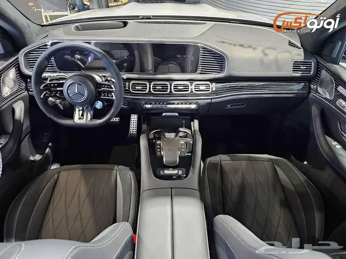 2025 مرسيدس GLS 63 AMG 9