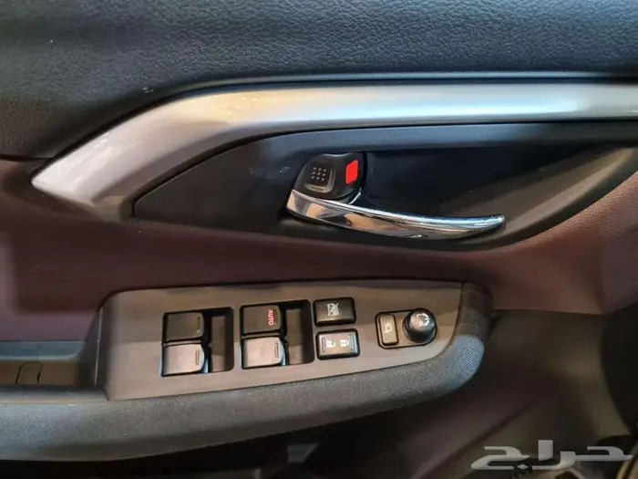 تويوتا اوربان ستاندر 2026 16