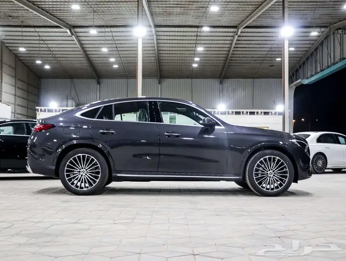 GLC 200 4MATIC موديل 2025 (كاش -بنوك ) 4