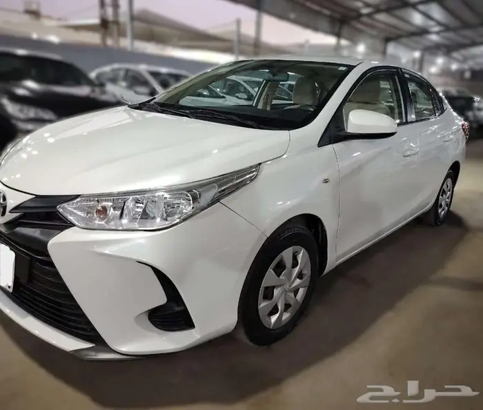 تويوتا يارس 2021 1