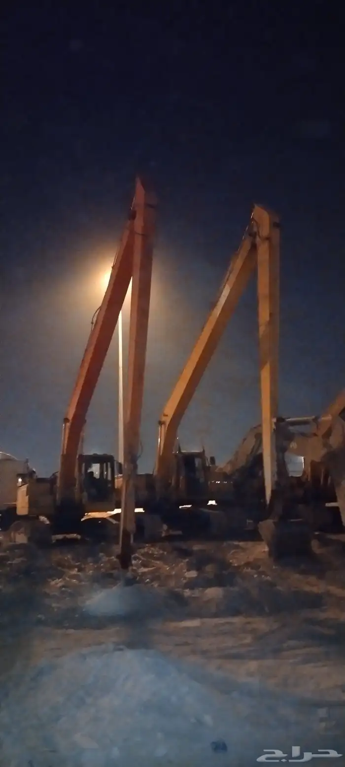 بوكلينات للايجار اليومي والشهري موديل حديثة 1