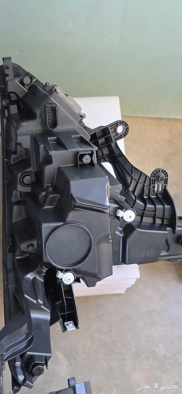 يتوفر لدينا قطع غيار فاو B70 8