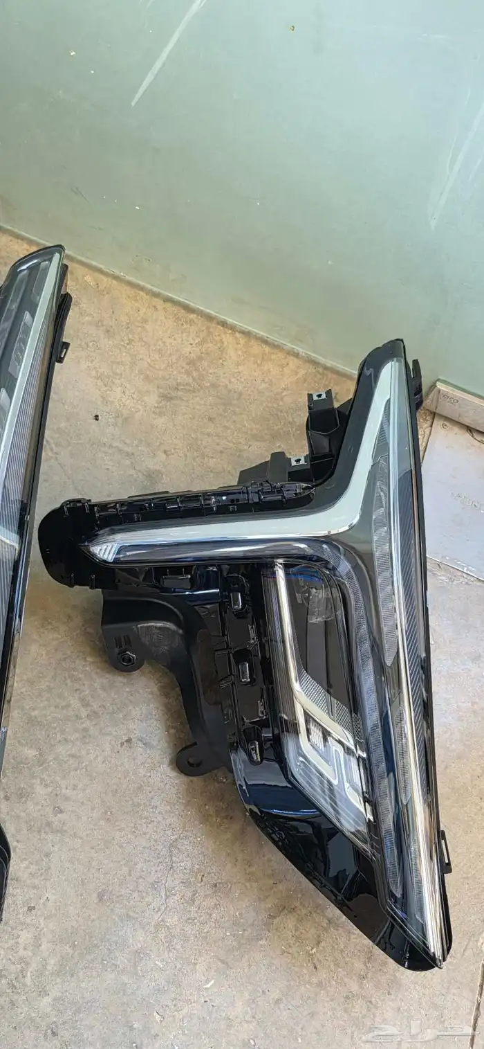 يتوفر لدينا قطع غيار فاو B70 10