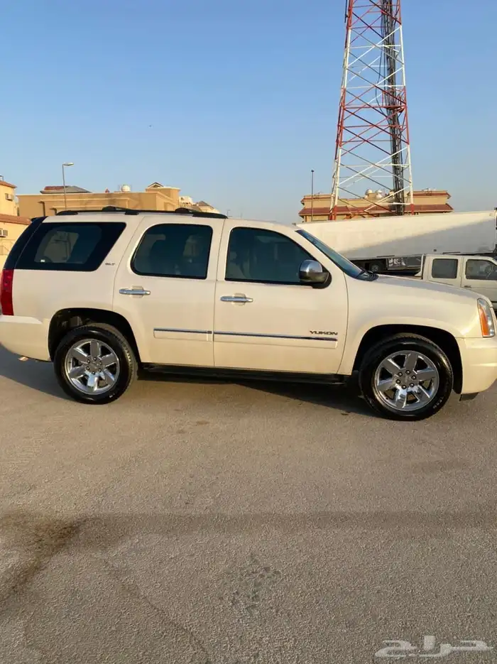 جمس يوكن 2012SLT فل كامل لؤلؤي 15