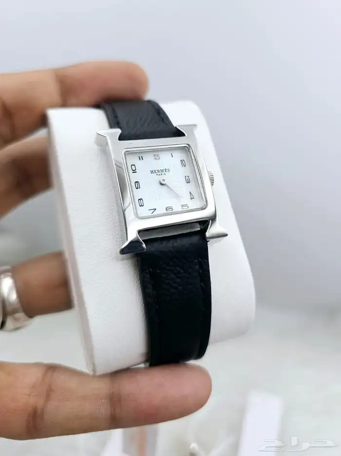 ساعة هرمز نسائي 25