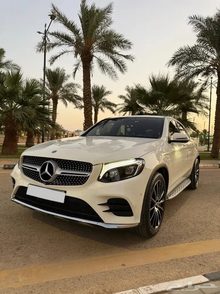 مرسيدس GLC300 موديل 2019 للبيع 4