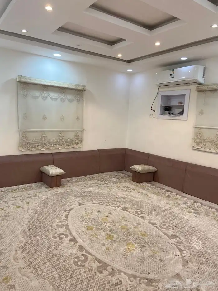 اثاث صالة للبيع بسعر مخفض وبيع سمح 1