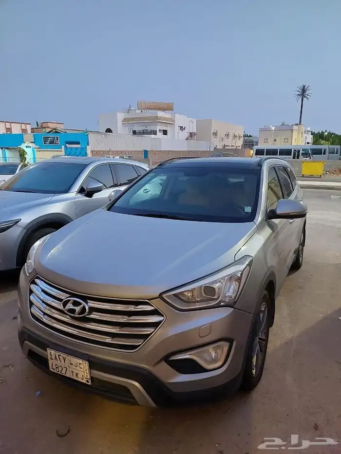 Hyundai Grand Santa Fe  7-Seater  Full options 1