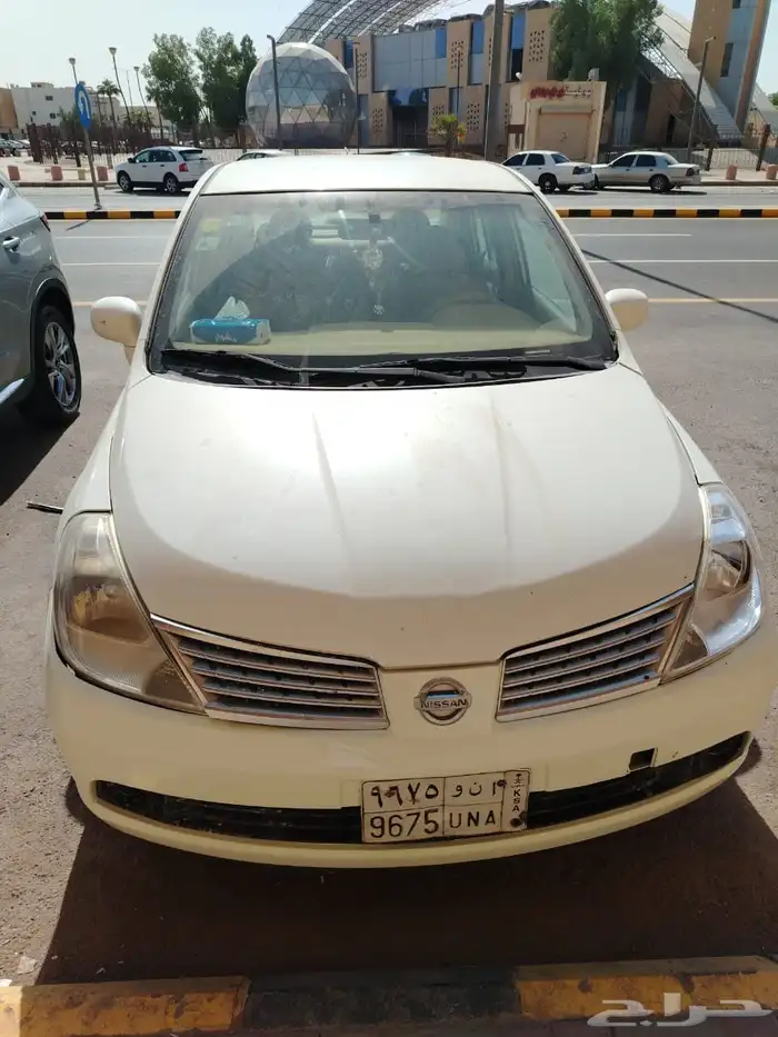 نيسان تيتا 2007 2