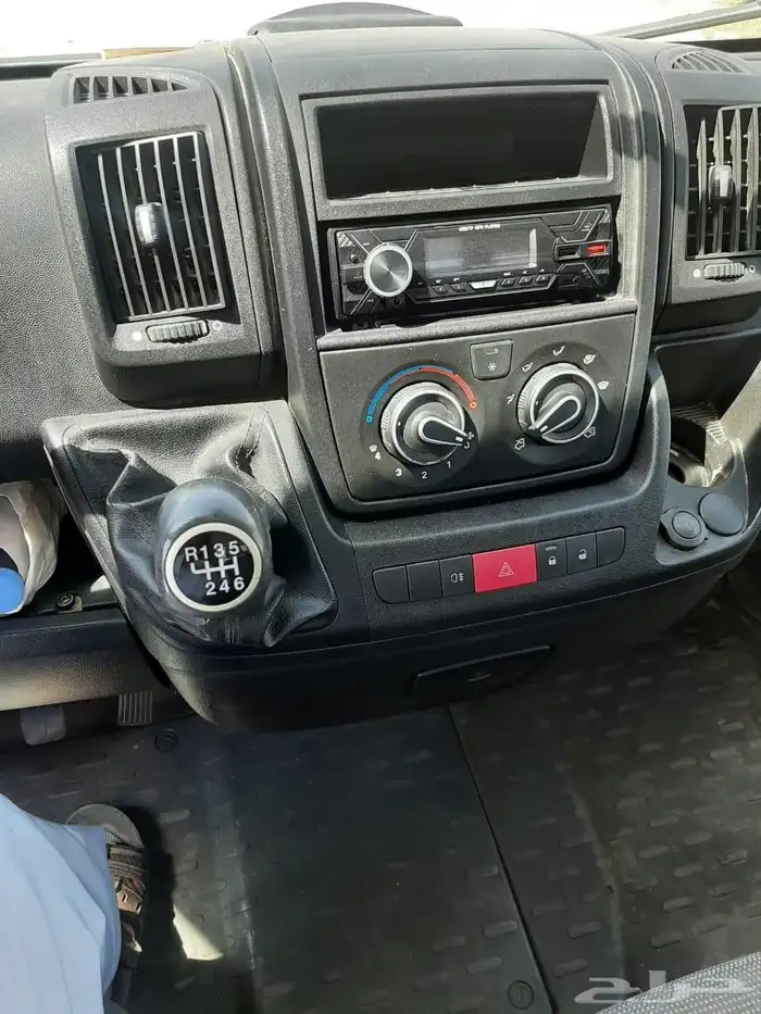 بيجو بوكسر Peugeot boxer 2013 3