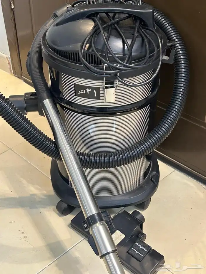 مكنسة كهربائية 1