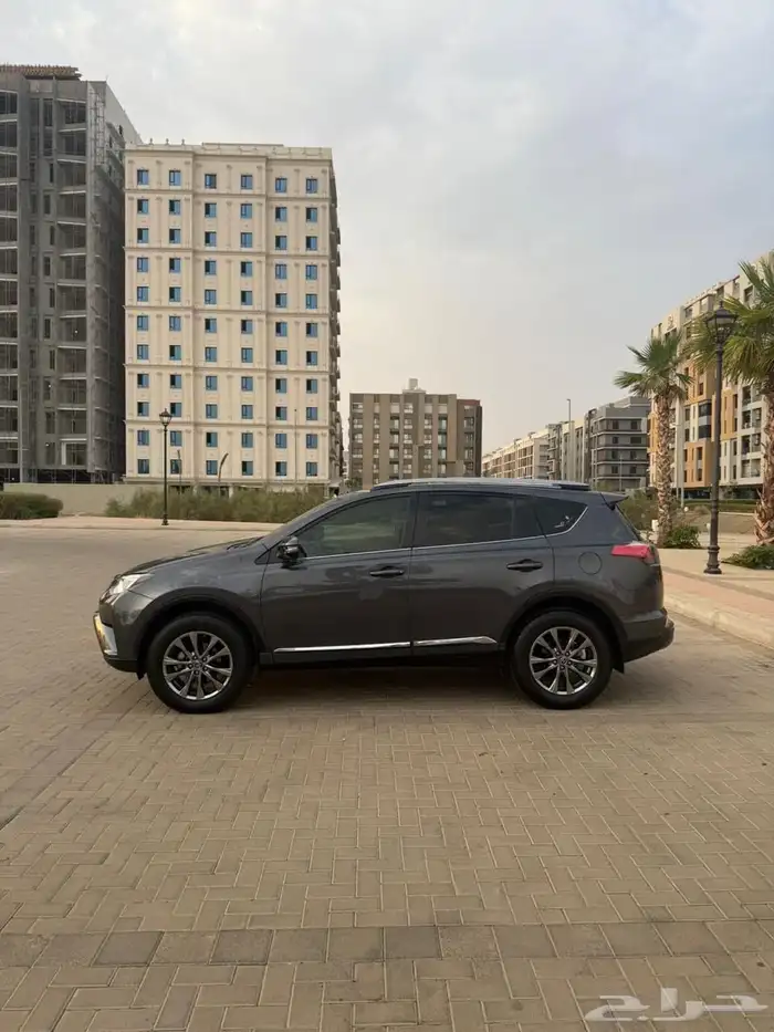 تويوتا راف فور 2018 فل كامل بريميوم 8