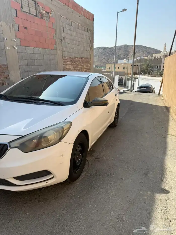 كيا سيراتو 2014 . 3