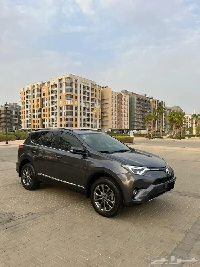 تويوتا راف فور 2018 فل كامل بريميوم 2
