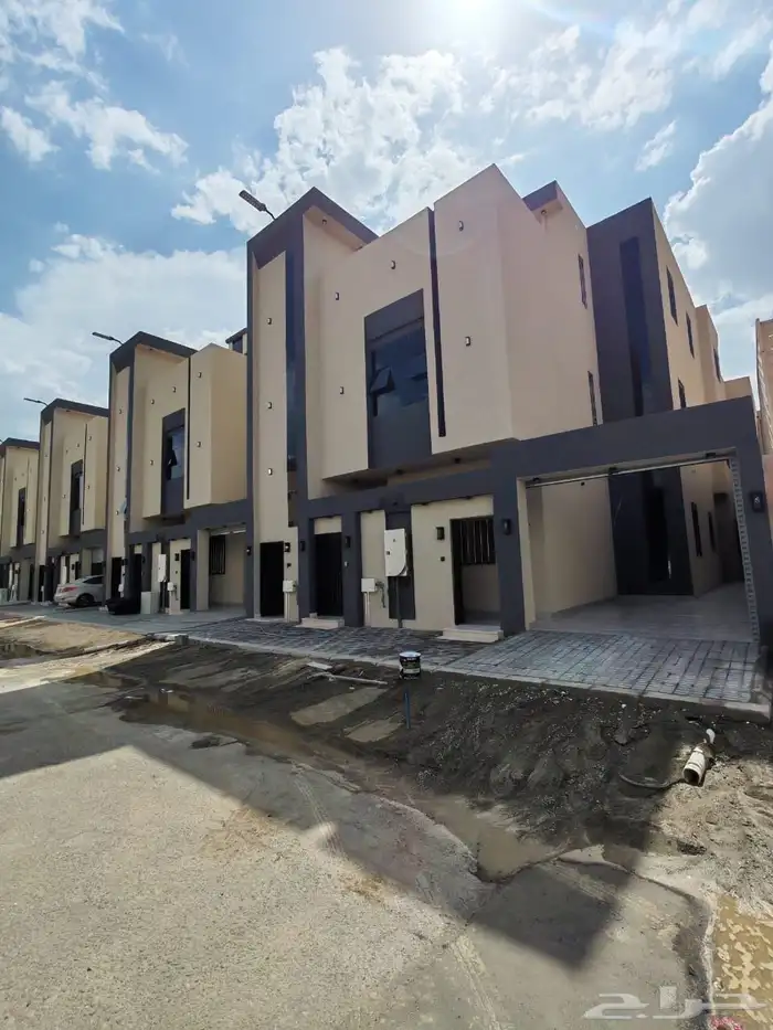 للبيع شقق تمليك ارضي بحوش خلف السعودي الألماني وسط الخدمات 3