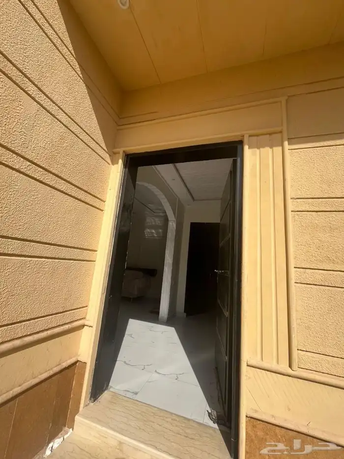 فله للبيع حي ديراب 2