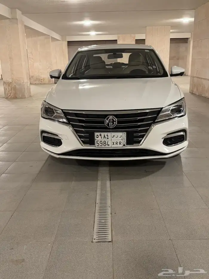 مجموعة من السيارات 13