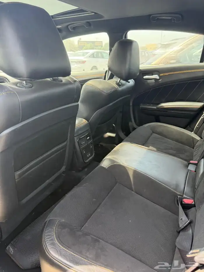 سيارات تشارجر وارد الامارات خليجي ممشى 70 الف موديل22 3