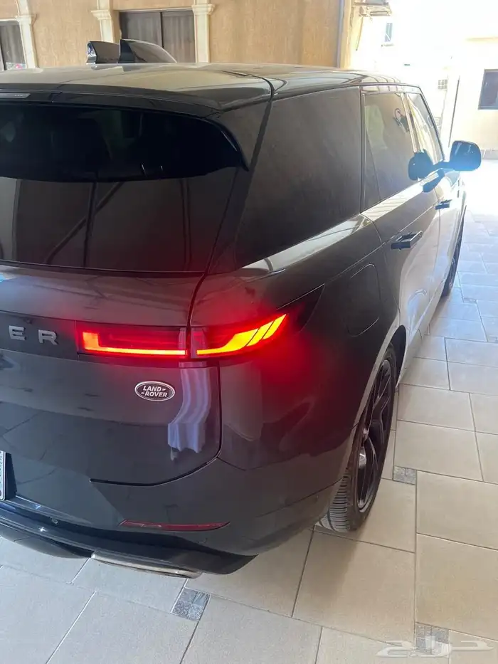 Range Rover Sport dynamic 3