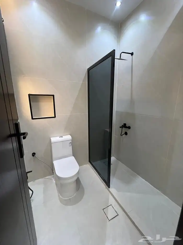 فلل روف حي الصفا بتصميم جميل وسعر مناسب 17