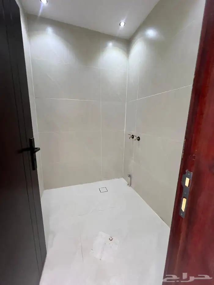 فلل روف حي الصفا بتصميم جميل وسعر مناسب 13