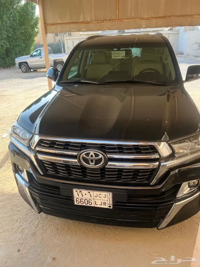 لاندكروزر قراند تورنق 21 بريمي 4