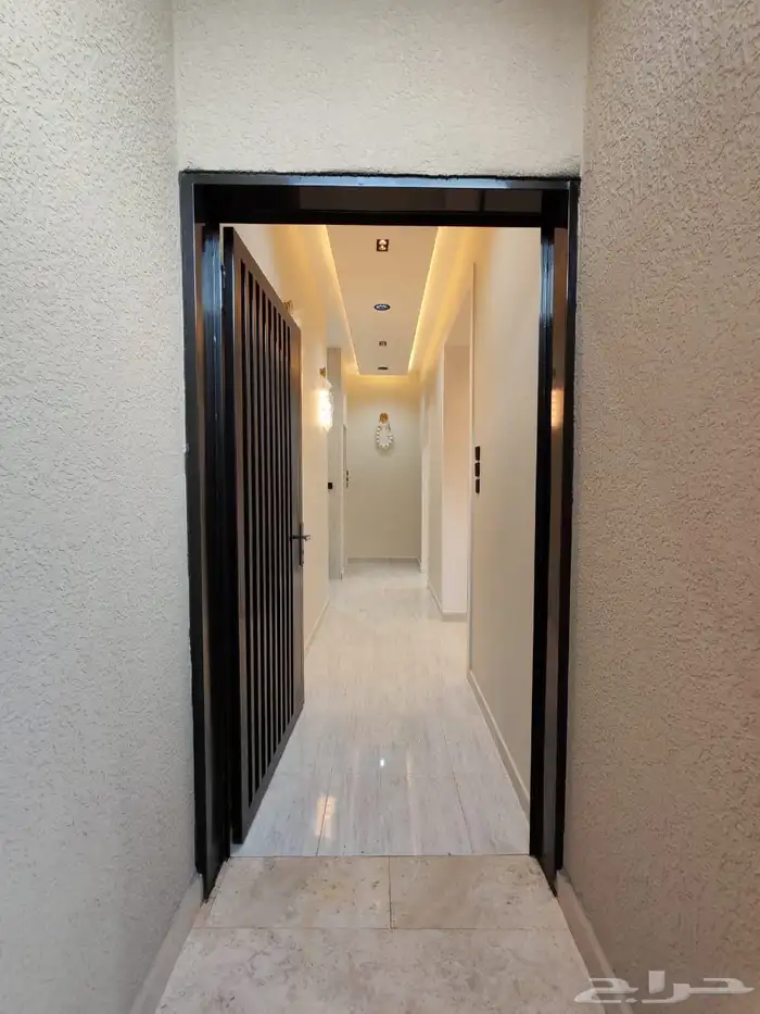 للبيع شقق تمليك ارضي بحوش خلف السعودي الألماني وسط الخدمات 12