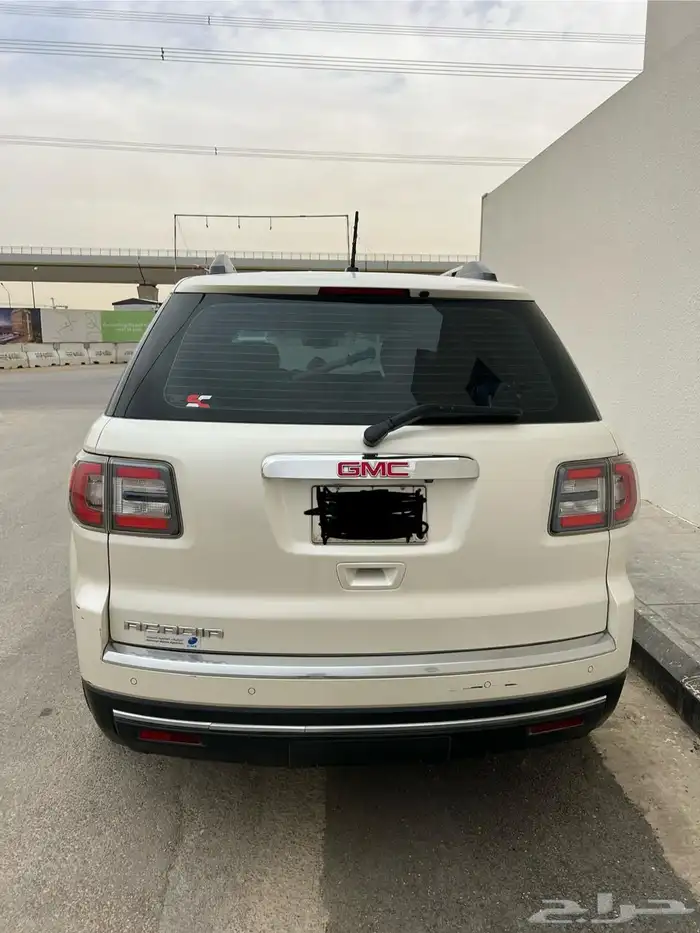 سيارة GMC 3