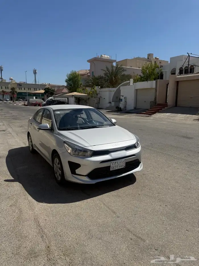 للبيع كيا ريو مديل 2022 4