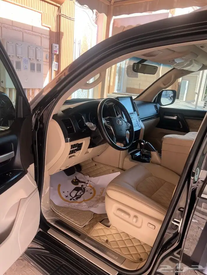 لاندكروزر قراند تورنق 21 بريمي 6