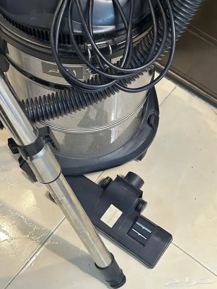 مكنسة كهربائية 3