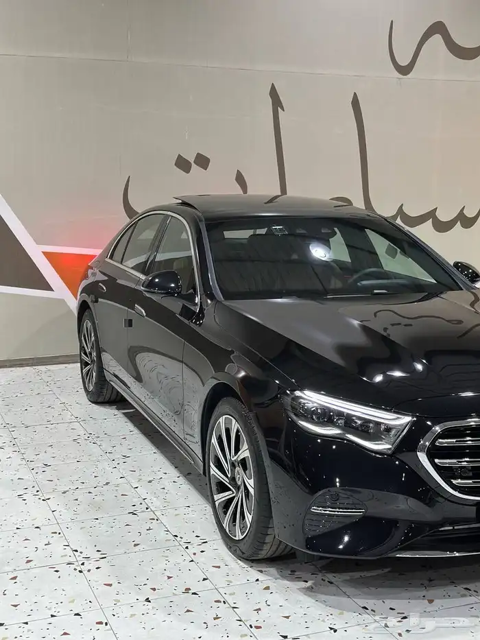 مرسيدس 2024 E300 . رصد الفخامة 9