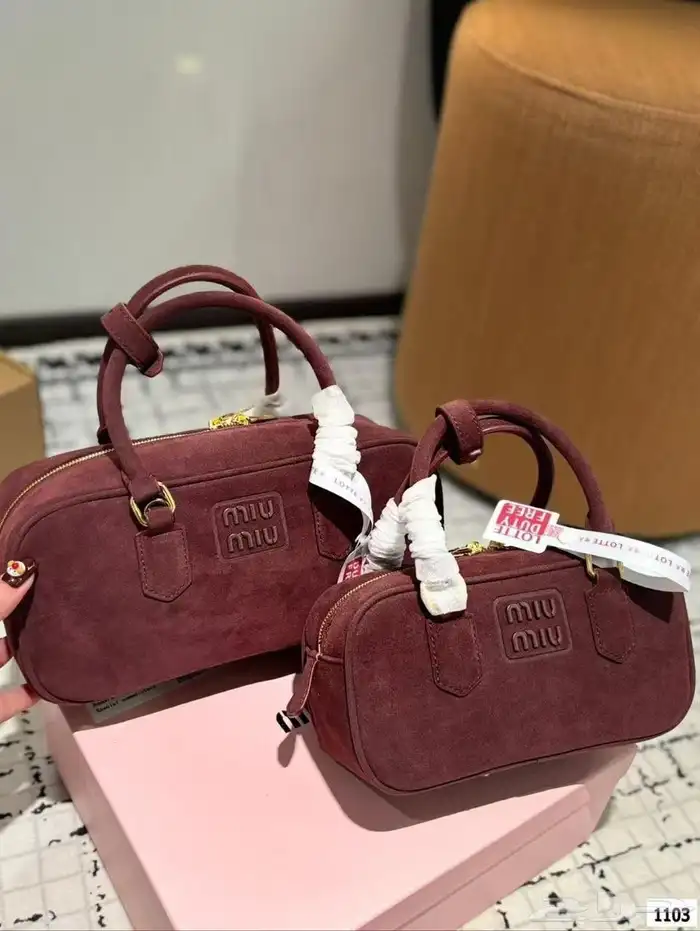 شوزات وشنط ماستر كوالتي متوفر لدينا كوتش وديور نيوبلانس 79