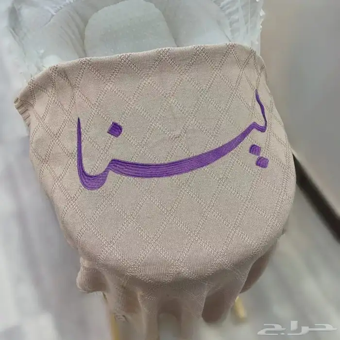 تطريز وتصميم الزي الموحد حسب الطلب تشيرتات   كابات   سكرا 11