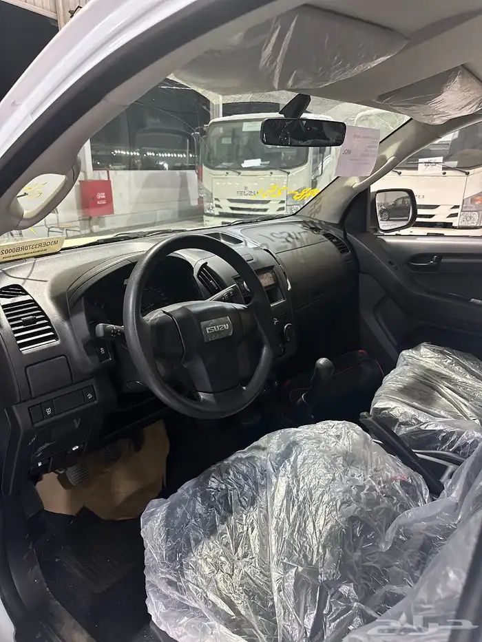 ايسوزو ديماكس غمارتين دبل قير عادي زجاج كهرباء 2025 8