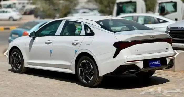 كيا 2026 K5 استاندر بالنقد والتقسيط 3