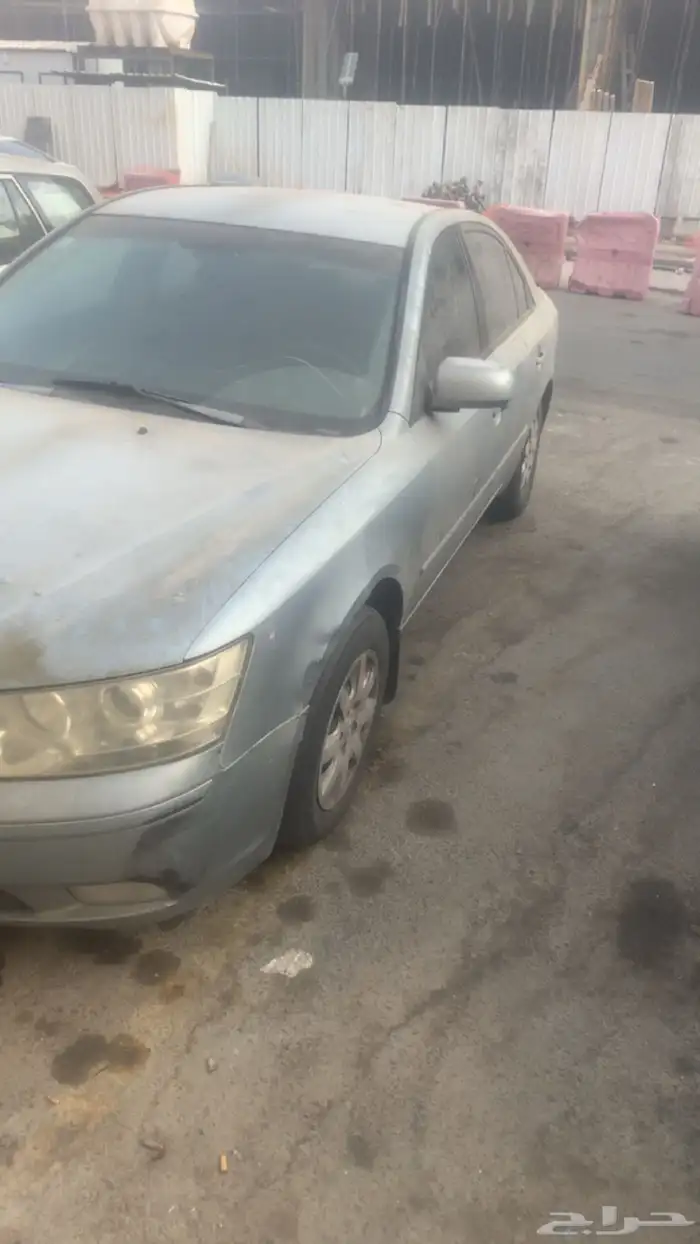 سوناتا 2009 بحاله جيده جدا وفيها صدمه بالكفر الخلفي 1