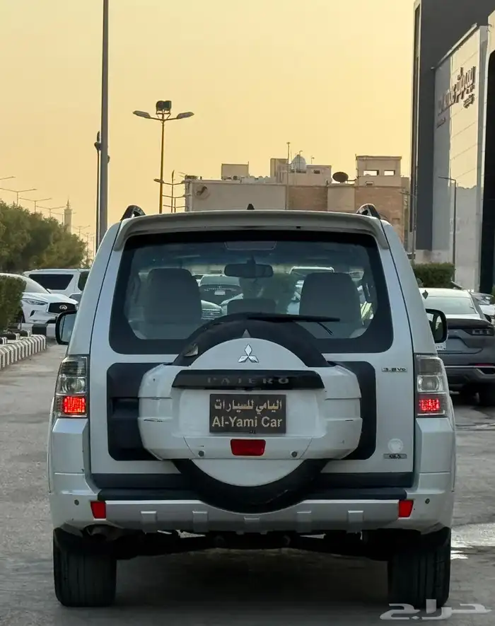 ميتسوبيشي باجيرو 2014 فل كامل 4