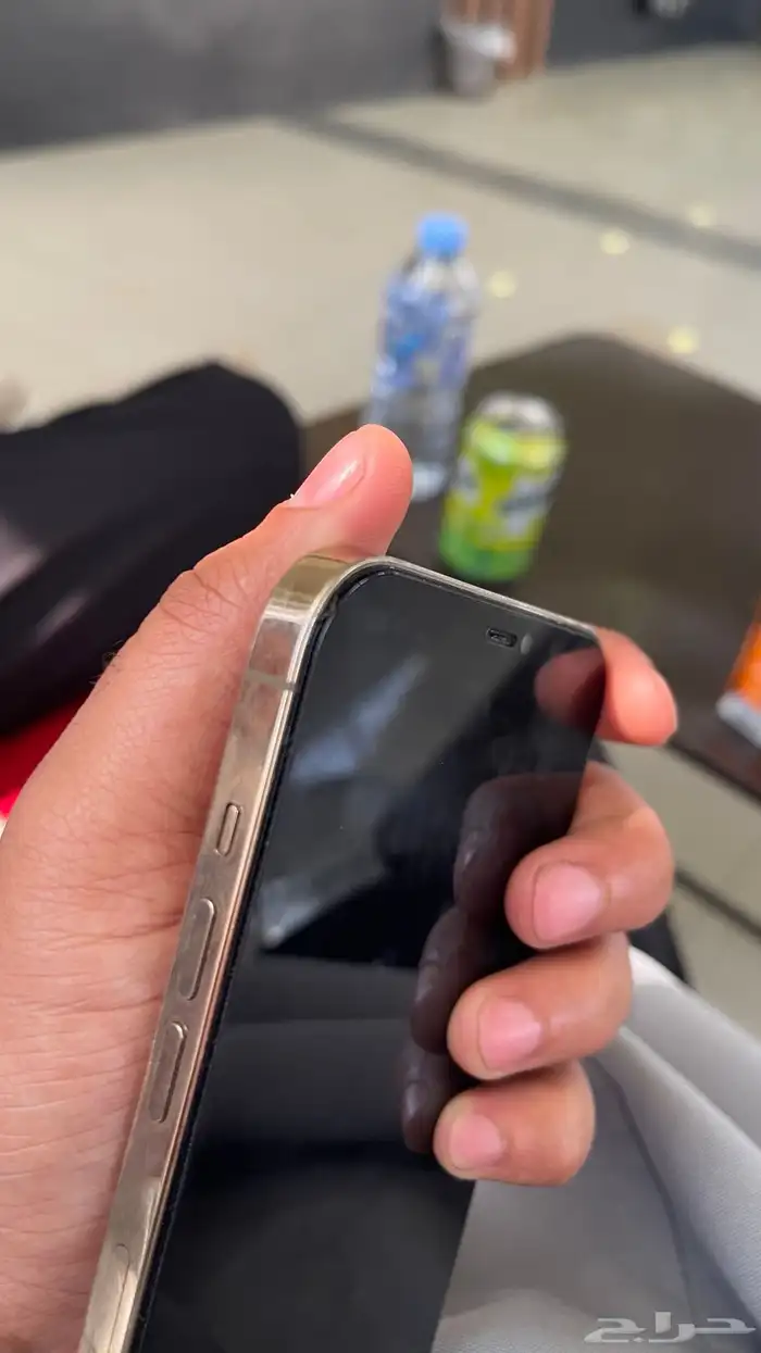 للبيع ايفون 12بروماكس 6